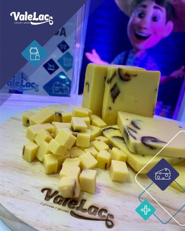 Deixa qualquer um de água na boca e nosso Queijo de Manteiga com raspa de tacho! Surreal!!
